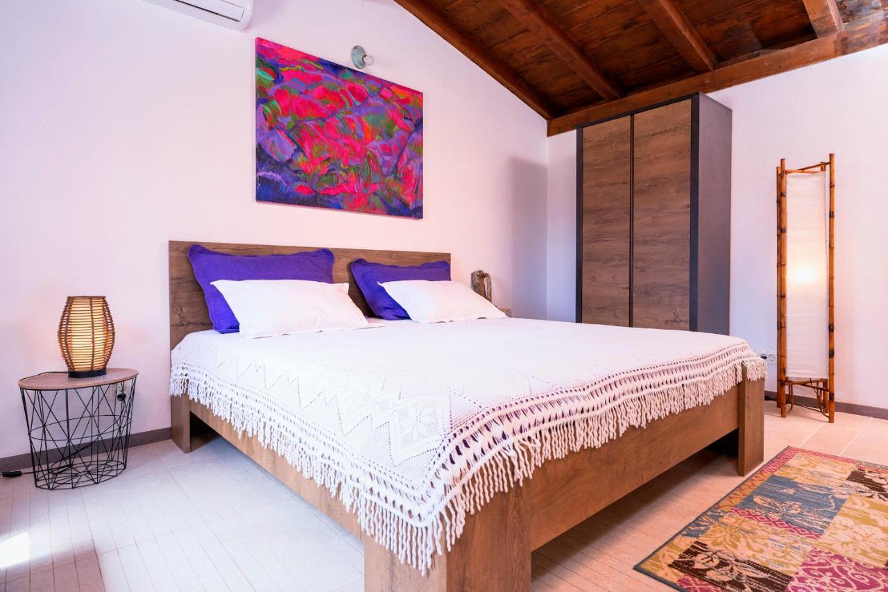 Villa Oxa Dreamland Stari Grad  Exterior photo
